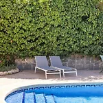 Villa Vivi Homes -villa Alpetona Private Pool, Garden & Terrace