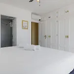 Villa Vivi Homes -villa Alpetona Private Pool, Garden & Terrace *