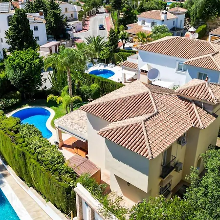 Villa Vivi Homes -villa Alpetona Private Pool, Garden & Terrace Sitio de Calahonda